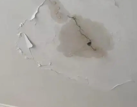 清徐阳台漏水维修公司分享下屋面防水工程质量问题原因分析